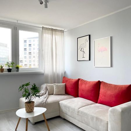 فروتسواف Zielinskiego Apartment ~ Self Check-In 24 ~ Parking & Lift المظهر الخارجي الصورة